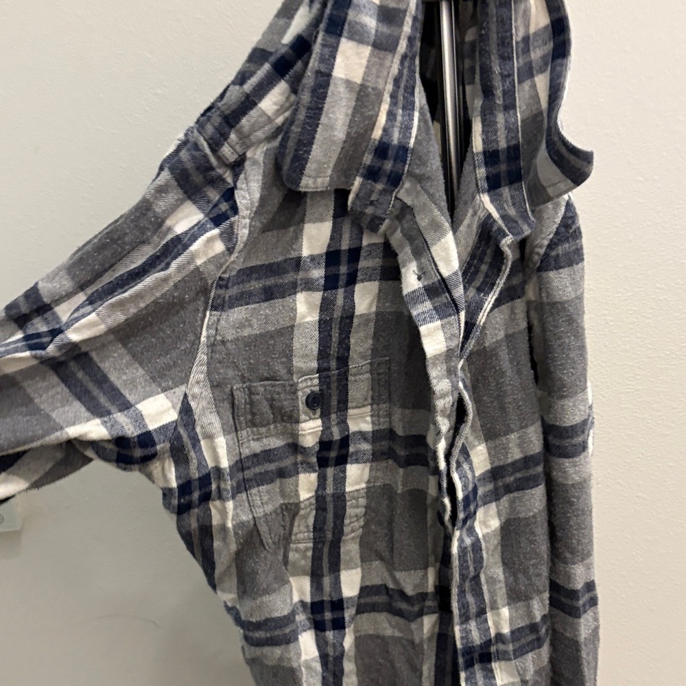 1901 Navy and Gray Checkered Shirt